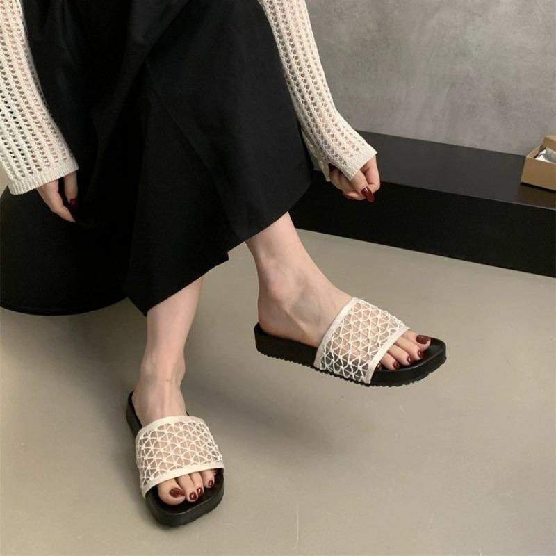 Summer new flat-bottomed temperament square head mesh hollowed out outside wearing cool slippers women s open-toed lazy slippers 40