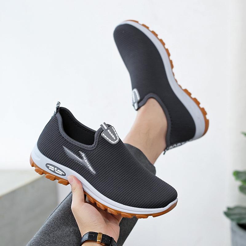 

Мужская повседневная спортивная обувь: Весна/Осень, универсальная ткань из старого Пекина, легко надевается для людей среднего и пожилого возраста. Size 43 серый