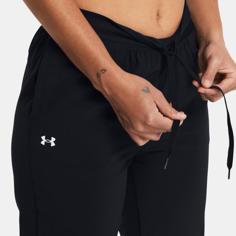 Under Armour Ua Armoursport High-Rise Webhose Einfarbig Mittelhoch Tailliert Konisch Gestrickte Sporthose Damen Hose Schwarz 1382727-001