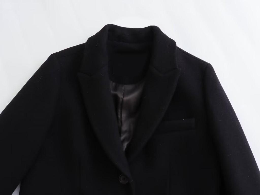 2024 European & American Women's Turn-Down Collar Long-Sleeve Button-Embellished Medium-Length Coat