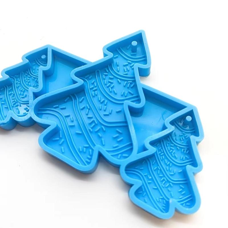 DIY Christmas Tree Keychain Silicone Epoxy Mold DIY Necklace Pendant Jewelry Crafting Mould for Christmas Gift Craft