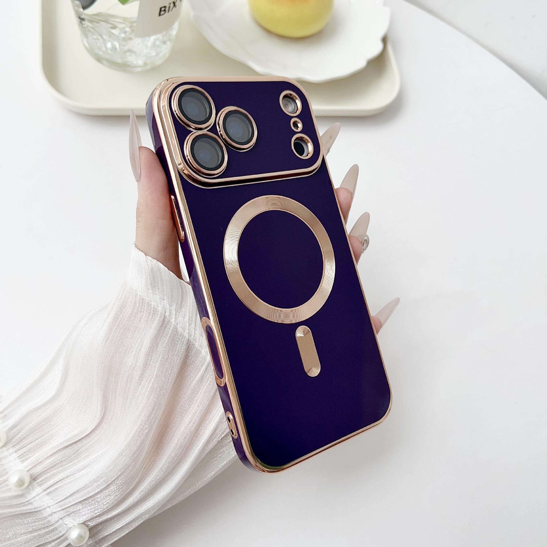 

iPhone 17 Electroplated Magnetic Case with Skin-Feel and Apple 16 Lens Film Protection 17 Pro Max темно-фиолетового
