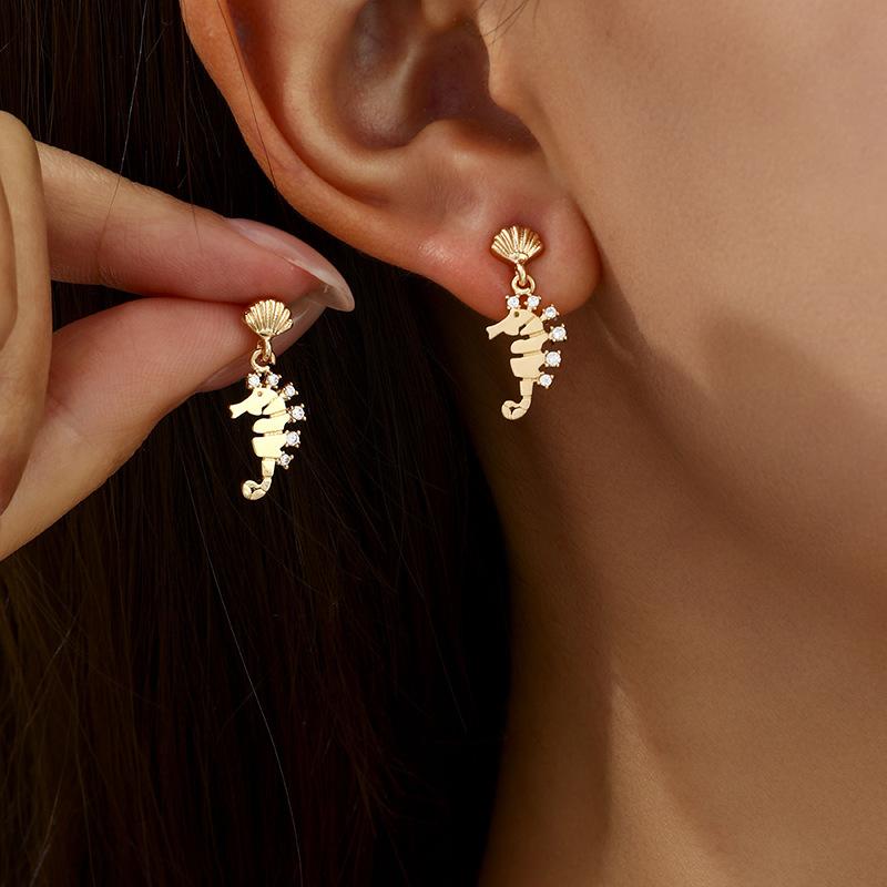 European and American INS Hot-selling Accessories, Summer Beach Starfish and Small Fish Decorative Earrings, Women's Earrings