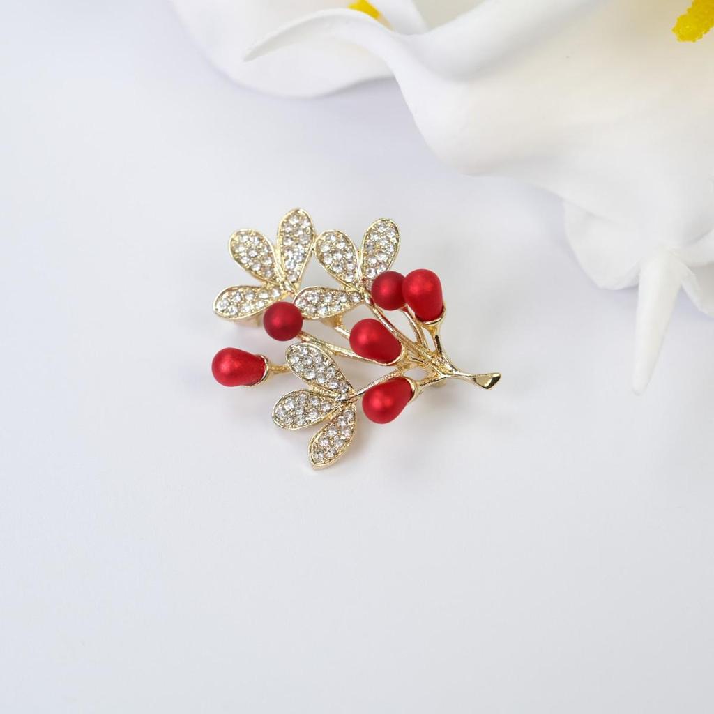 High-End Red Money Tree Brooch: Festive Rhinestone Corsage Pin for Versatile Clothing Decoration