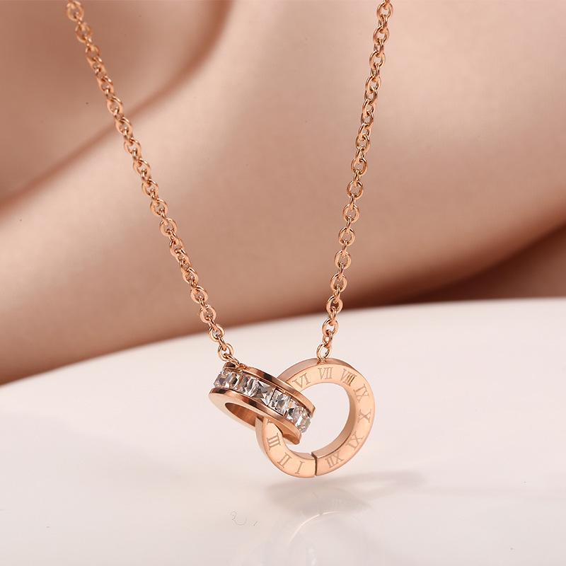 Elegant Colorfast 18K Rose Gold Necklace with Swan & Four-Leaf Clover Charm