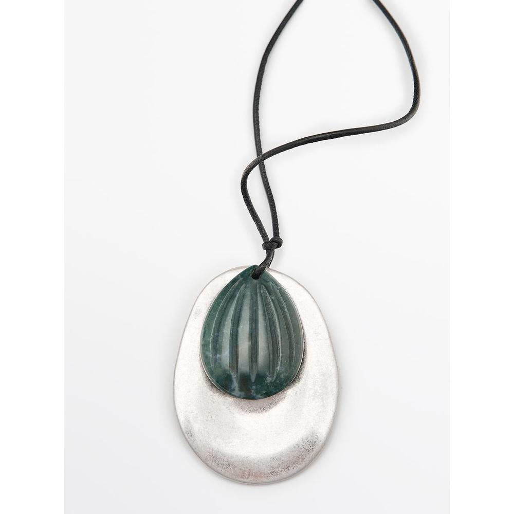 Oval Metal Piece Detail Necklace 04602602808