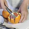 Éplucheur d'Orange en Acier Inoxydable à Long Manche Gadget pour Zester les Agrumes Trancheur d'Agrumes Usage en Cuisine