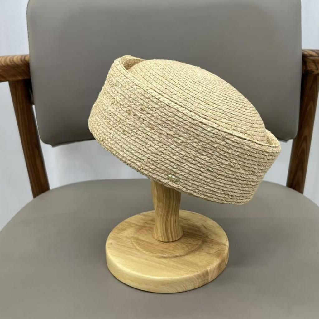 Exportqualität Raffia Britischer Süßigkeiten-Zylinder Damen-Kuppel Mode Hohes Gefühl Handgewebtes Barett Trend