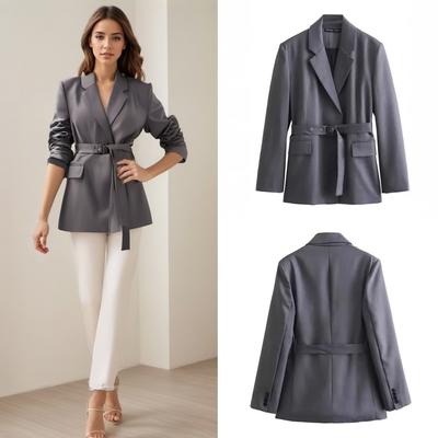Para mulheres outono e inverno 2024 O novo estilo sazonal Top vem com um paletó retrô slim-fit com cinto