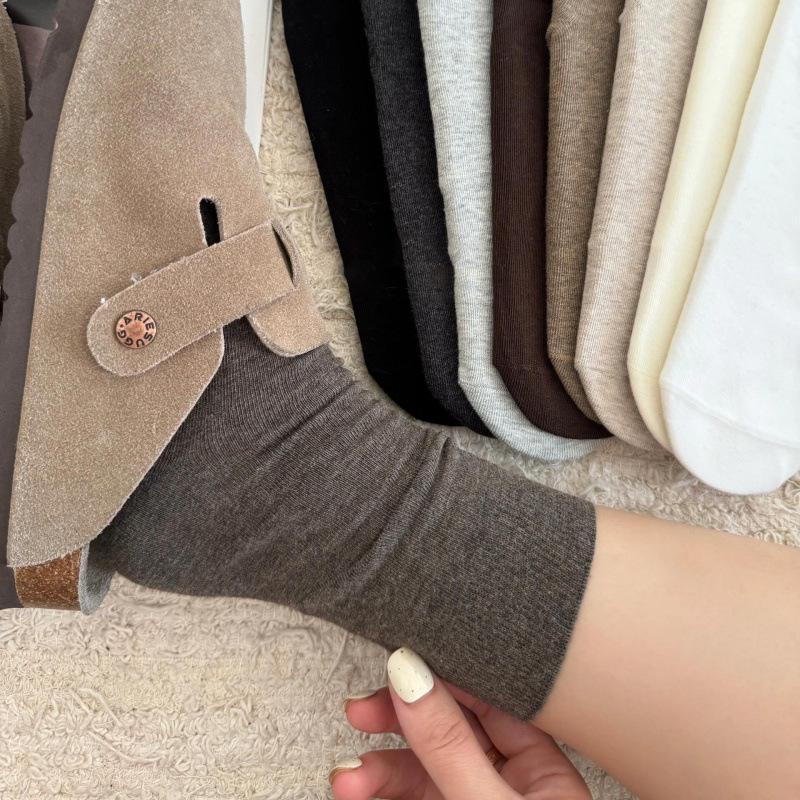 Women s Beige Seamless Knit Mid-Calf Slouch Socks for Birkenstocks, Postpartum, Fall/Winter. One Size