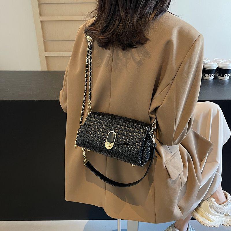 Tkana torba crossbody damska z łańcuszkiem 2025: Wszechstronna, Modna, Luksusowa Torba na Ramię w Stylu Francuskim