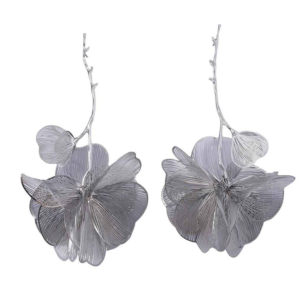 Fashion exaggerated ins cold wind camellia long earrings, light luxury alloy personalized versatile trend earrings