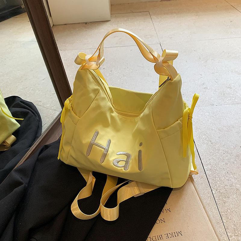 

Fashion trend messenger women s bag college student class tote bag 2024 summer new casual simple shoulder bag жовтий