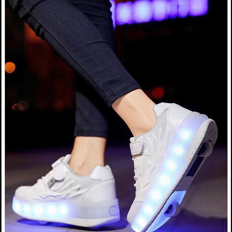 Junshi Q7 Kids  Rechargeable Double-Wheel Roller Shoes