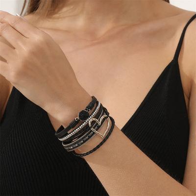 2025 Neues Kreatives Design Böhmisches Mehrschichtiges Lederarmband Handgewebtes Armband Herzförmiges Damenarmband
