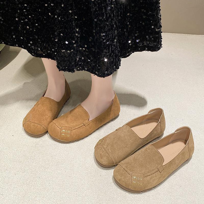 Flat-bottomed Doudou single shoes women's 2025 spring and summer new matte leather non-slip size 41 casual soft-soled single shoes women's one pedal