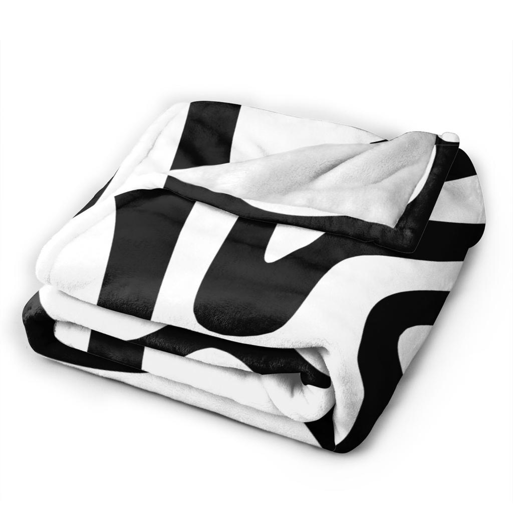 Black and White Retro Super Warm Blanket Boy Girl Plush Throw Blanket Funny Living Room Flannel Bedspread Sofa Bed Cover