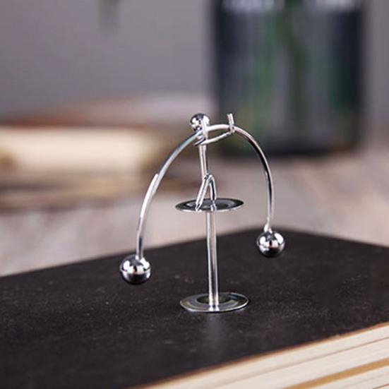 Mini Balancing Iron Men Toy Helicopter Weightlifter Horizontal Bar Guitar Man Physics Balance Toy Tumbler Kinetic Art Decompressive Desk Toy Home