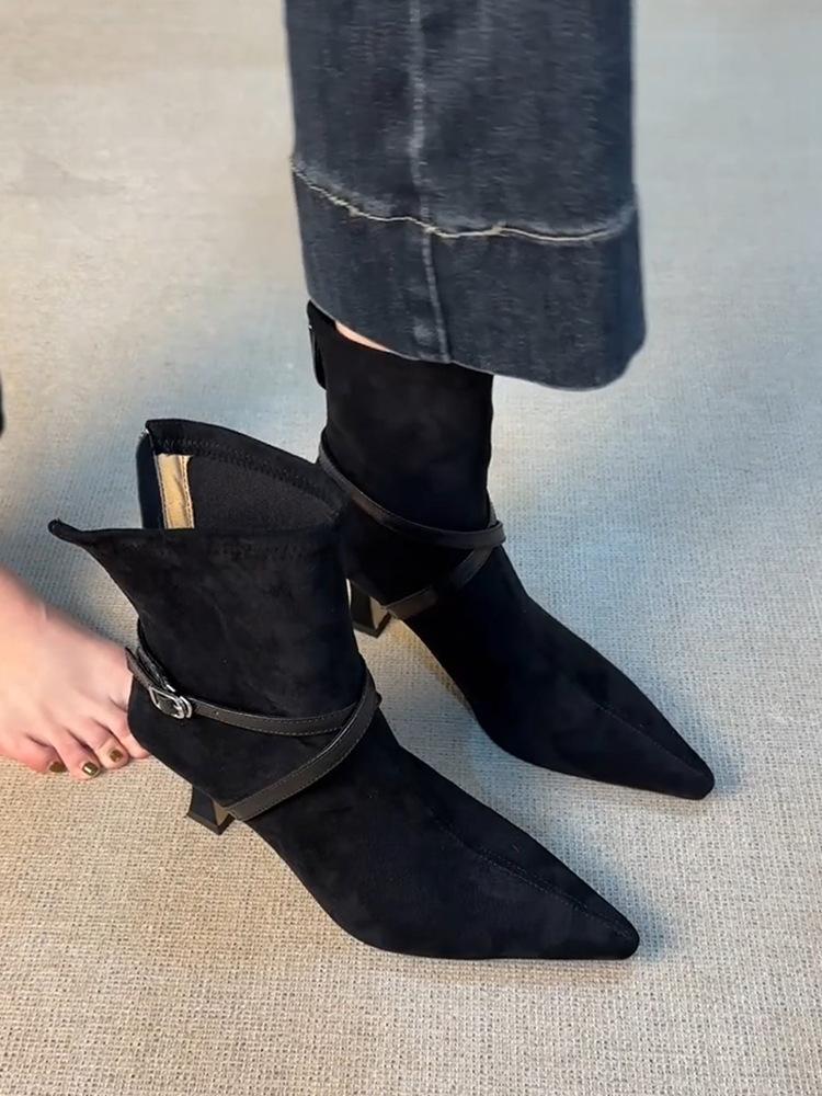 

High Heel Back Zipper Skinny Boots Frosted Belt Buckle Pointed Short Boots Vintage Thin Heel Single Boots 39 чорний