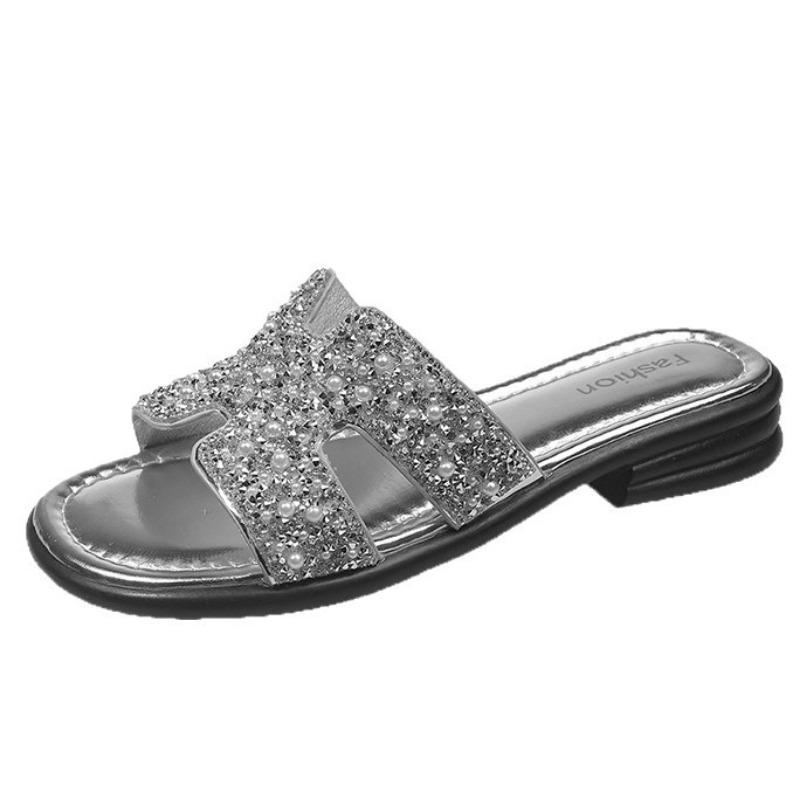 Schöne Strass coole Hausschuhe Damenbekleidung neue Frühling- und Sommer-Mode vielseitig dicksohliger Ein-Wort-Slipper