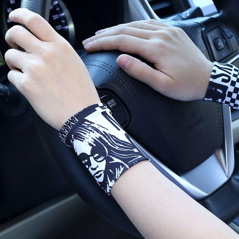 

Summer Thin Wristband Sun Protection for Men and Women Sports Sweat-Wiping Scar Covering Tattoo Oversleeve Short Elastic Wrist Guard Poster wind (8cm) S