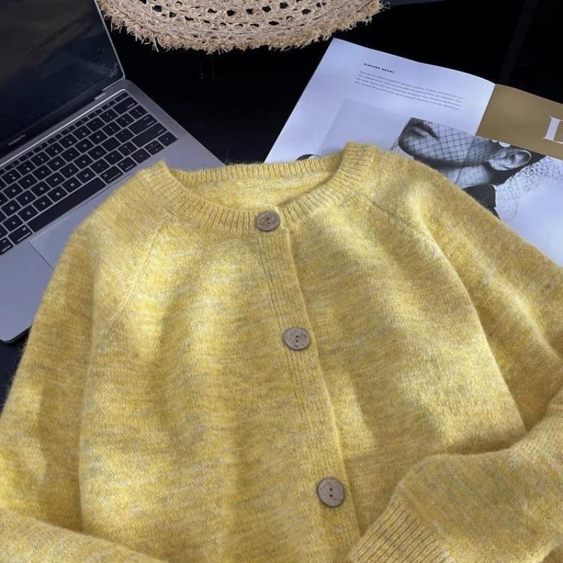 Autumn new retro sweater jacket fashion loose yellow knitted cardigan women's clothing