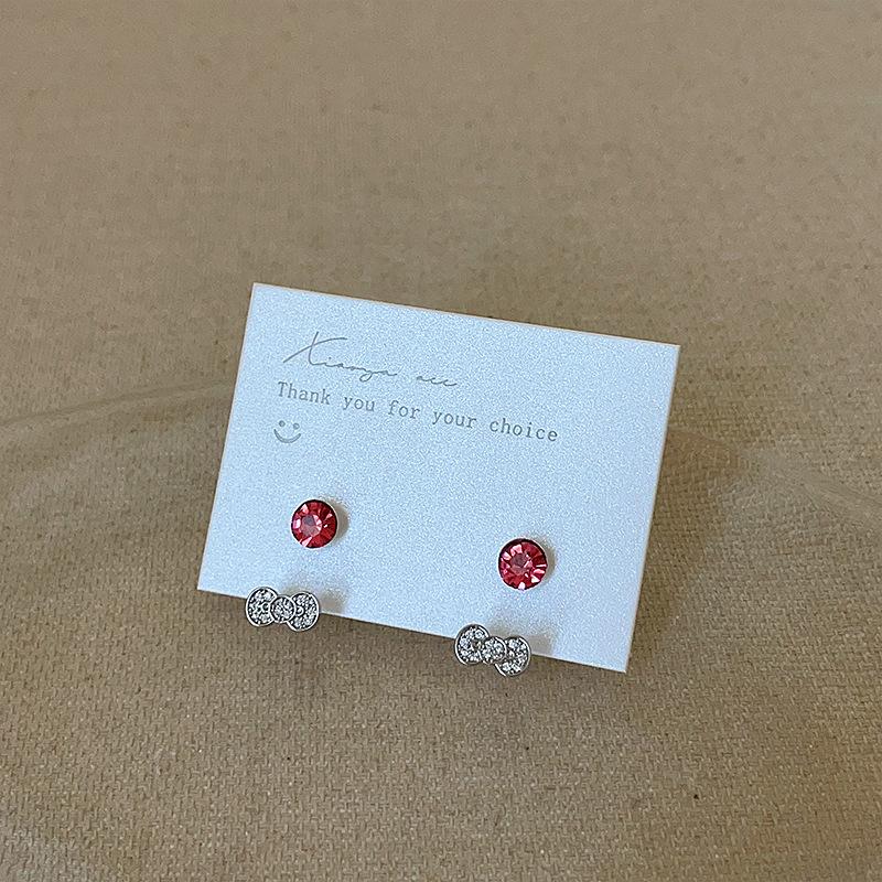 

Серьги-гвоздики с красным цирконием в форме банта, женский дизайн, чувство ниши, уникальная индивидуальность, мода, универсальные серьги