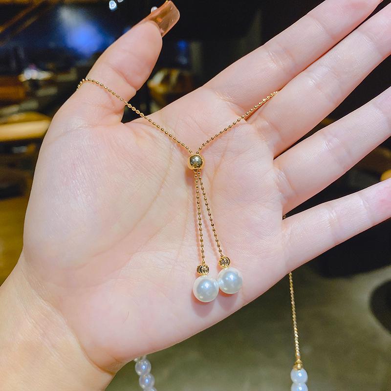 Korean Heart Pearl Titanium Necklace - Cute, Fashionable Clavicle Chain for Women.