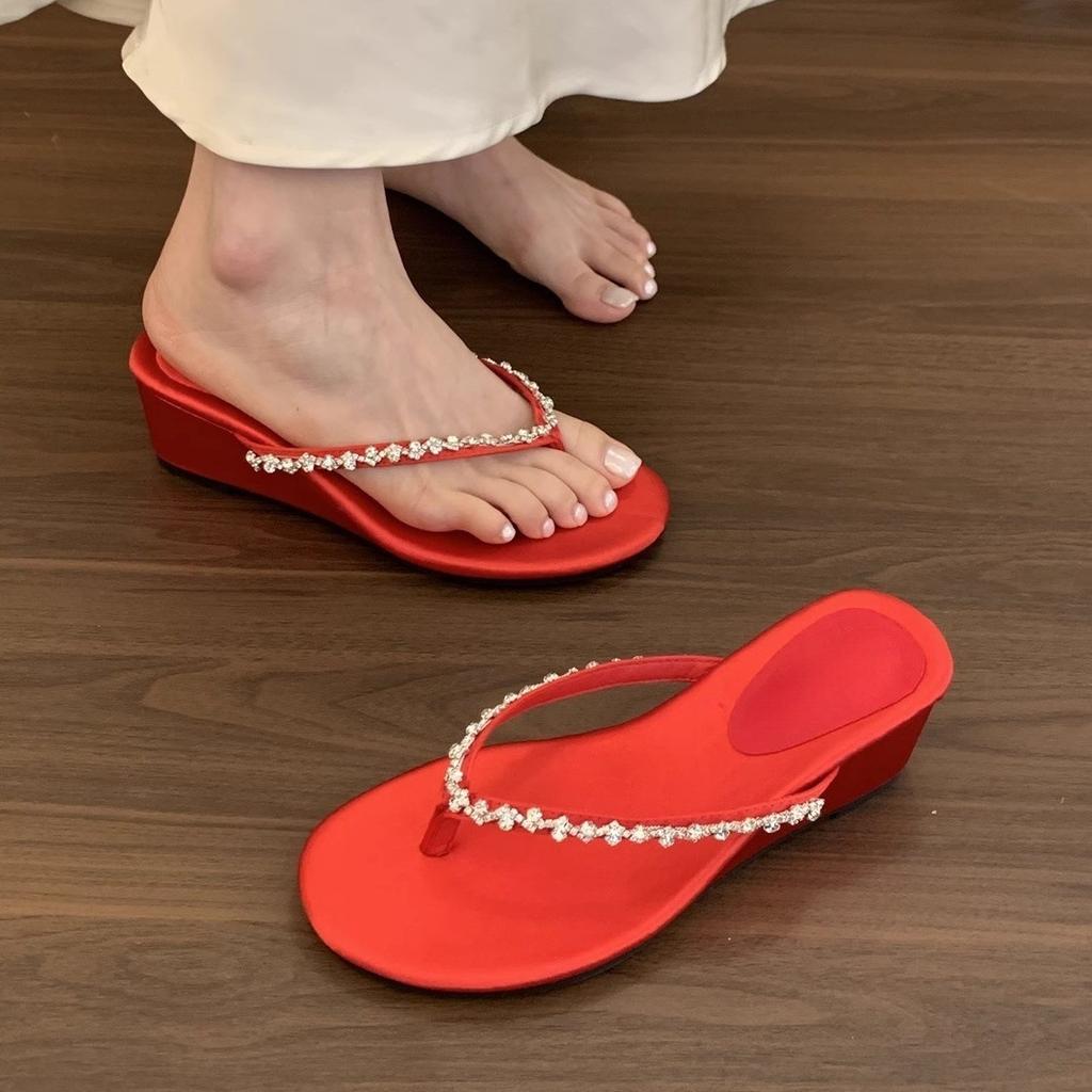 Keilabsatz High Heel Zehensteg-Sandalen Feenschuhe tragen 2025 Sommer Strass Französisch Silber Sandalen