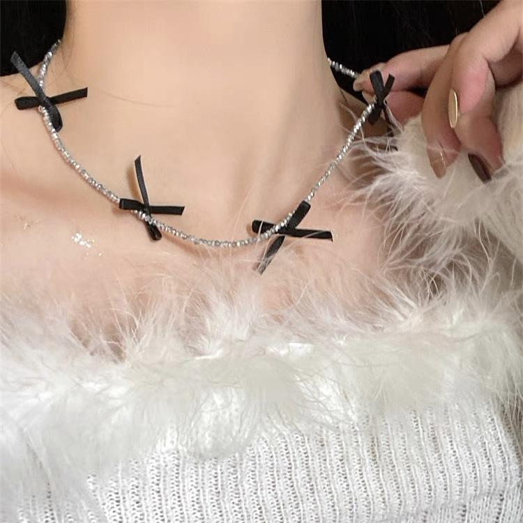 Shiny Crystal Beaded Bowknot Necklace for Women Girls Sweet Neck Jewelry Accessory Clavicular Chain Chokers Party Daily Wear