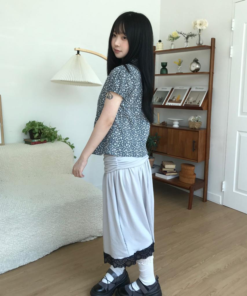 Onseuka 2 Way Lace Tube Skirt (Light Gray)