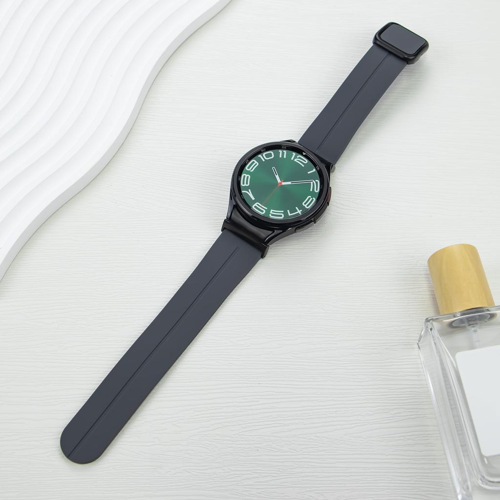 Quick Fit Magnetic Silicone Strap For Samsung Galaxy Watch 6 Classic 47mm 43mm 6/5/4 40mm 44mm 5 Pro 45mm 4 Classic 46mm 42mm