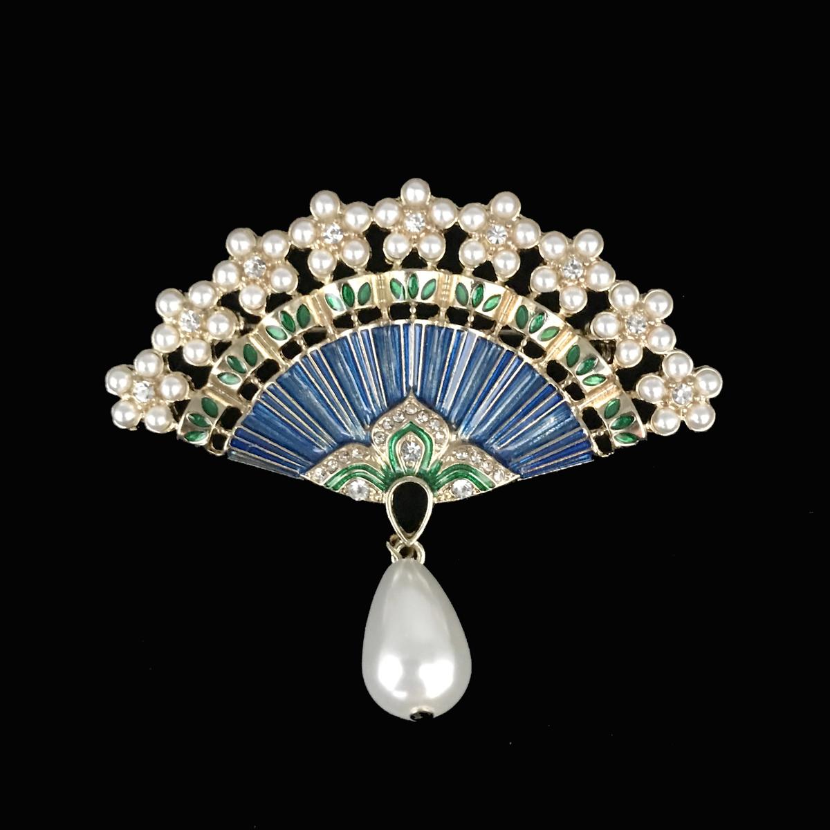 

Вінтажні Жіночі Чоловічі Кристалічні Перлові Емальовані Значки Брошка Бароко Класичний Леді Палацовий Стиль Рослинна Порожниста Шпилька Аксесуари Пряжки