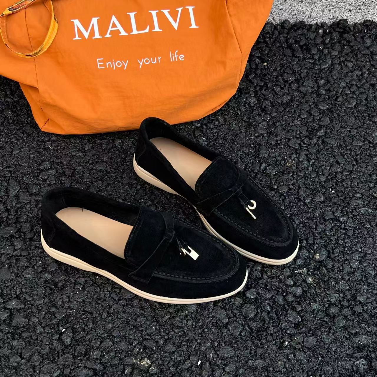 

Версия из овчины, бахрома, замок, женские туфли на плоской подошве, ленивые, на одну педаль, универсальные, с мягкой подошвой, туфли-бини, кашемировые одинарные туфли 40 чёрный