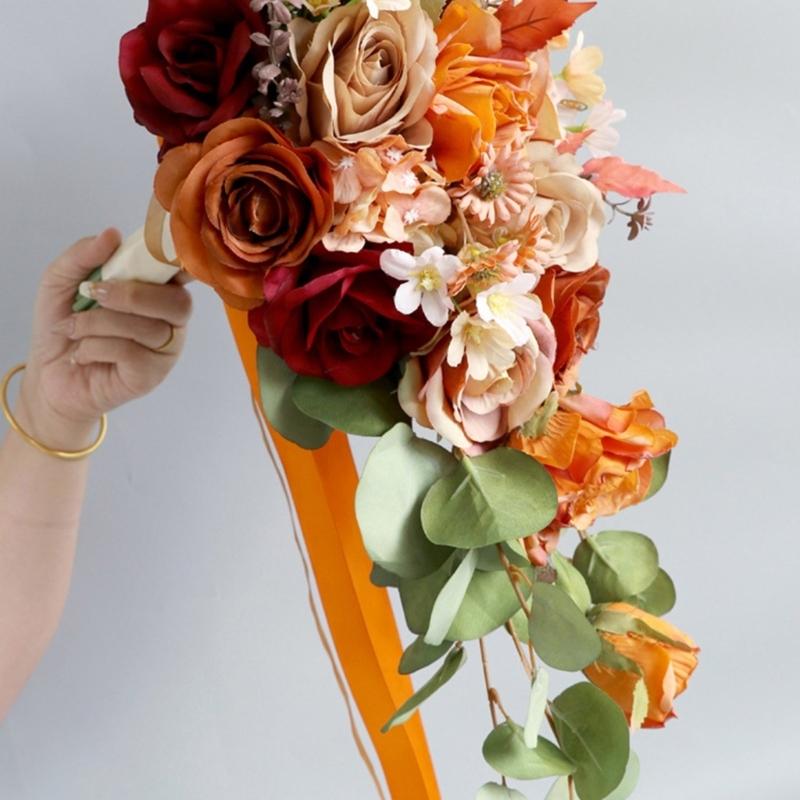 Bride Bouquet Handmade Wedding Decoration Flowers Combo Champagne Rose Bouquet for Graceful Anniversary Celebration