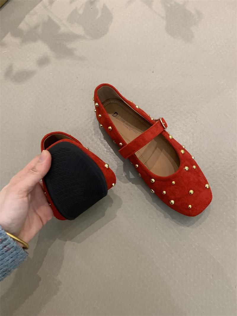 

Coffee rivet niche Mary Jane shoes women s 2025 autumn and winter new woolen round head ballet flat-soled retro single shoes 39 красный