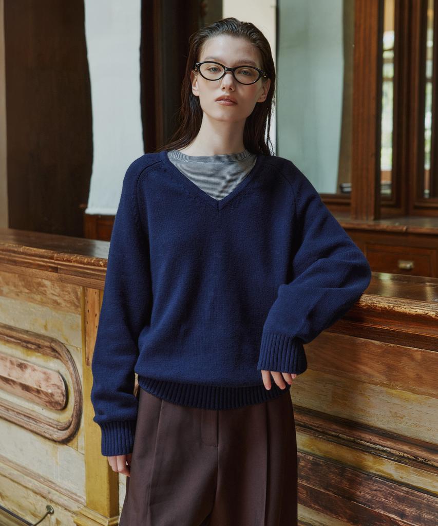 SIYAZU Sikn2156 Wool Blend Loose V-Neck Knit_Navy