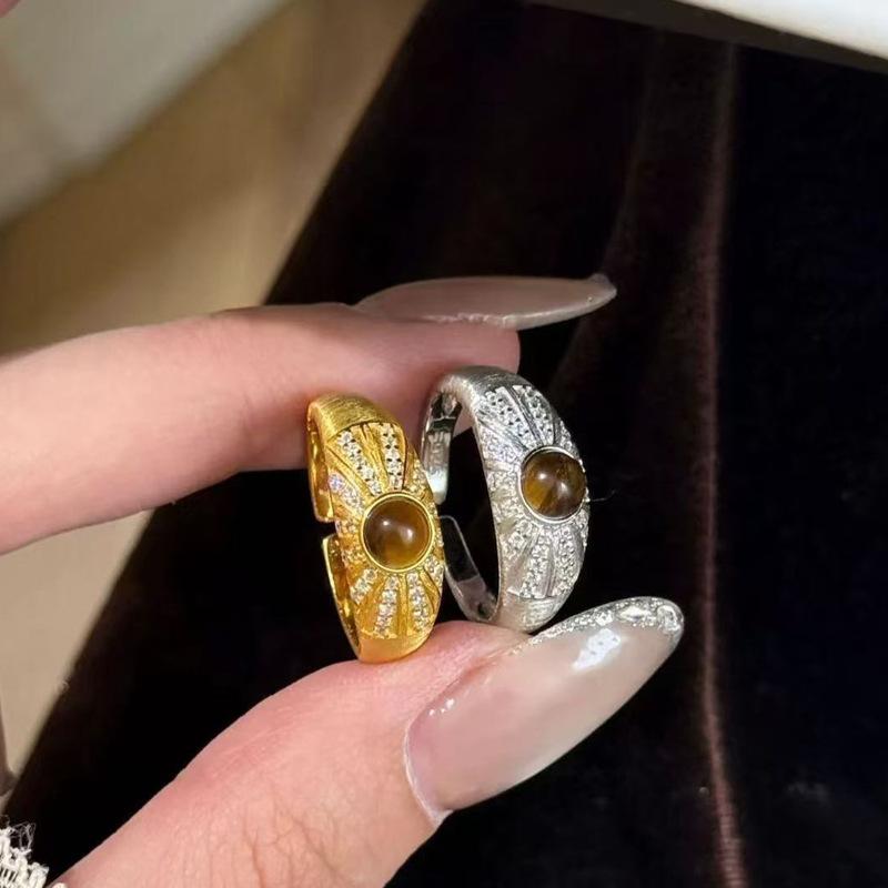 Brushed Antique Exaggerated Fashion Maillard Color Ring with Versatile Temperament, Personalized and Versatile Trendy Ring