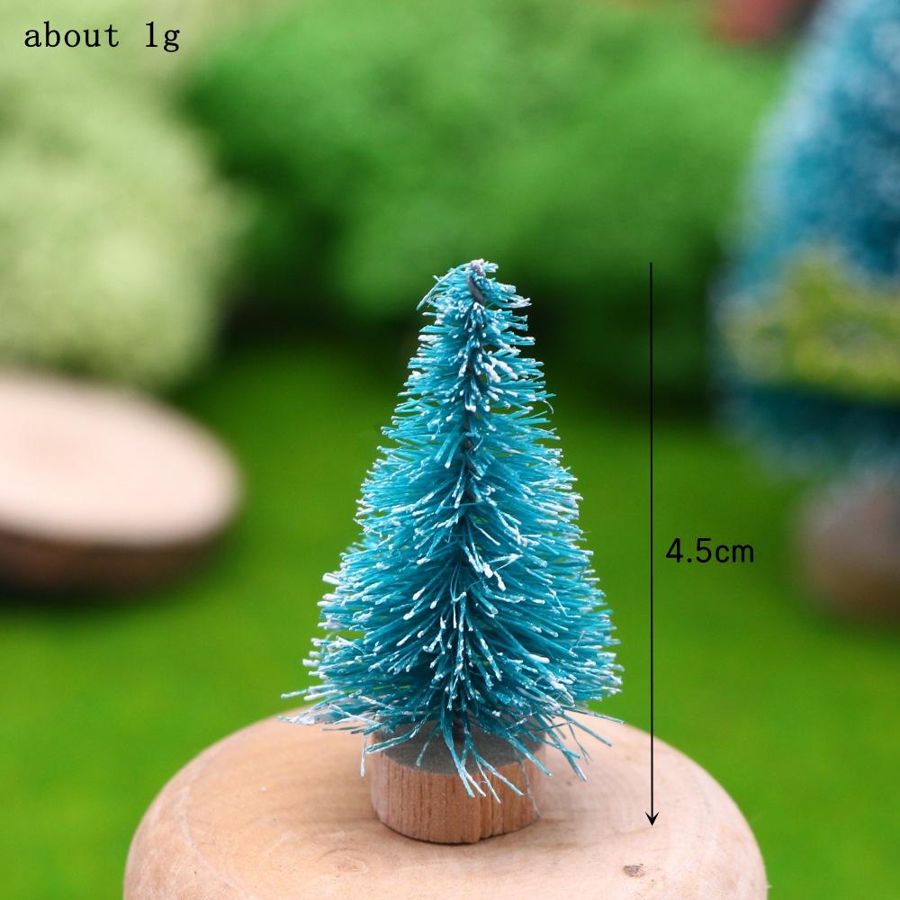 Miniature Sisal Silk Christmas Tree with Snow Tower Scene