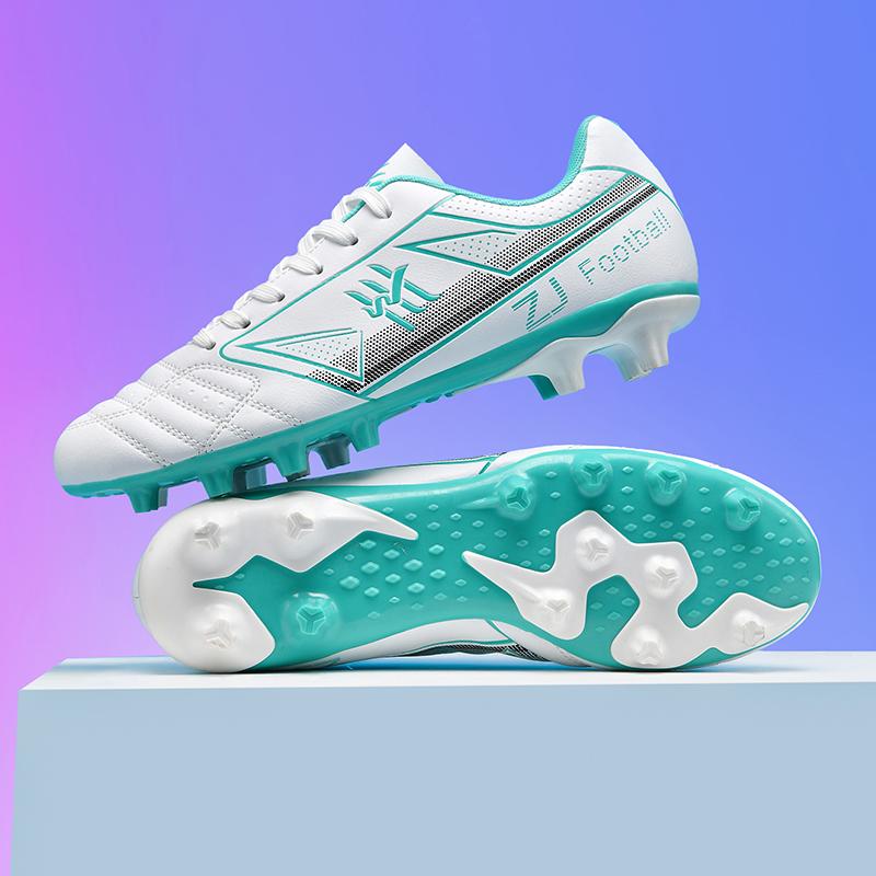 

New Men Soccer Shoes Unisex Football Boots Professional Training Ultralight Wholesale Breathable Indoor Futsal Drop Shipping 36