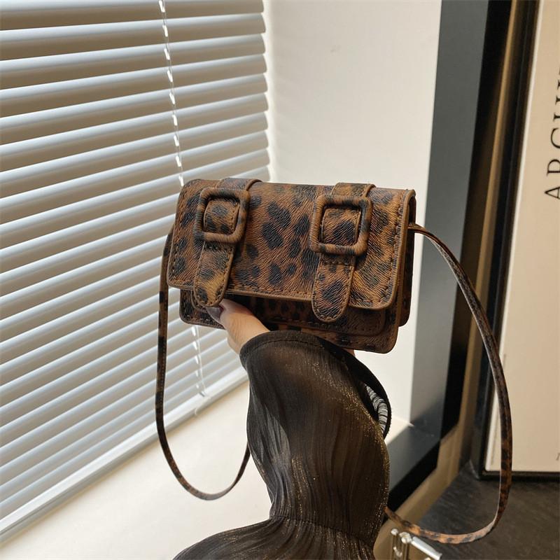 Stylish Mini Leopard Print Shoulder Bag For Women With Trendy Casual Vibe In Gray And Khaki