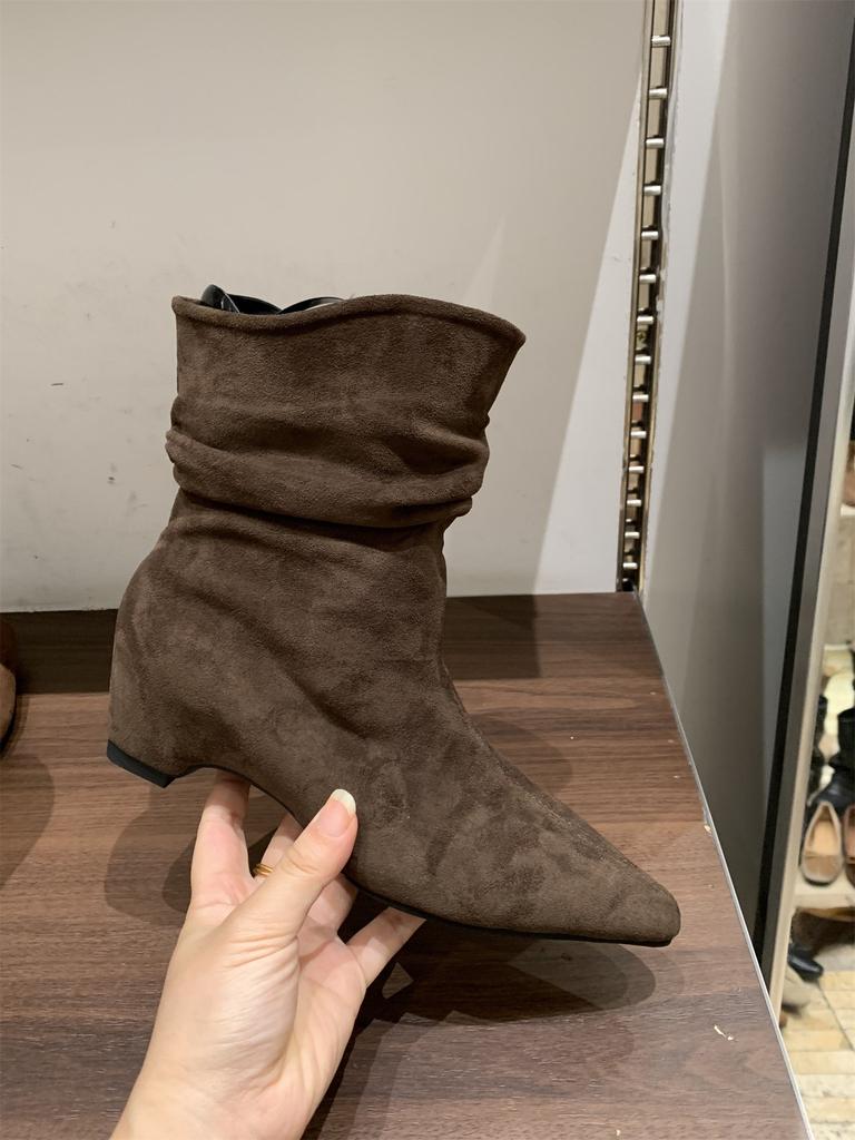 Autumn and winter new French retro pointed knight boots thin sleeve stacking boots wedge temperament short boots women