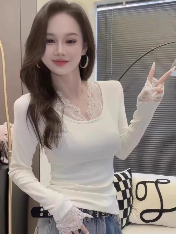 Pure Desire Women's Lace Patchwork V-Neck Long Sleeve Top - 2025