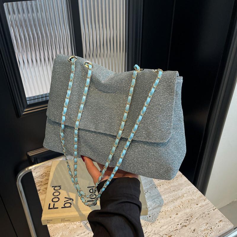 2024 New Commuter Fashion Retro Corduroy Large Capacity Simple Chain Shoulder Crossbody Bag For Women In Black