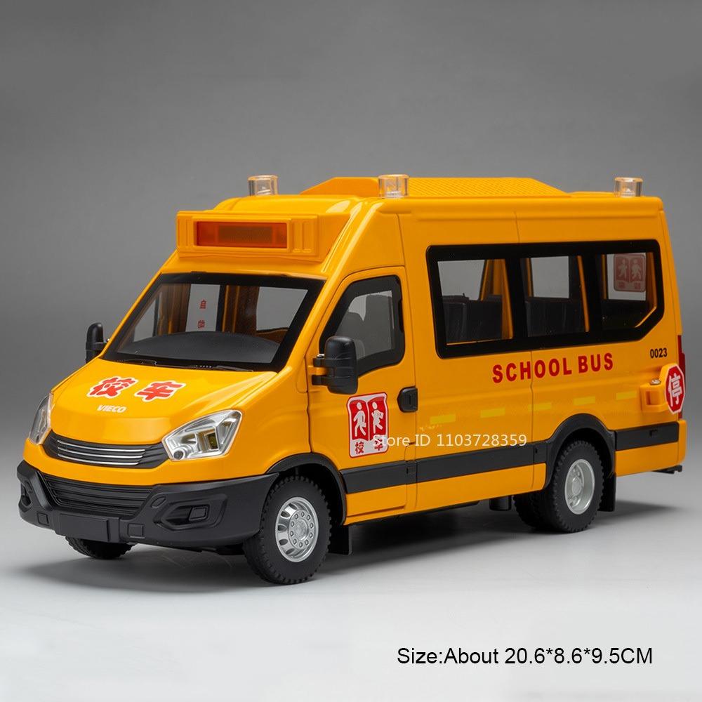 1:24 Ambulance School Bus Model Toy Cars Alloy Diecast Sound Light Doors Opened Pull Back Simulation Vehicle for Kids Edutainmnt