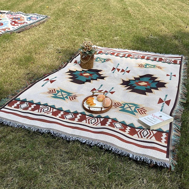 Retro Outdoor Picnic Blanket - Moisture-Proof, Thick, Portable, and Ins Style