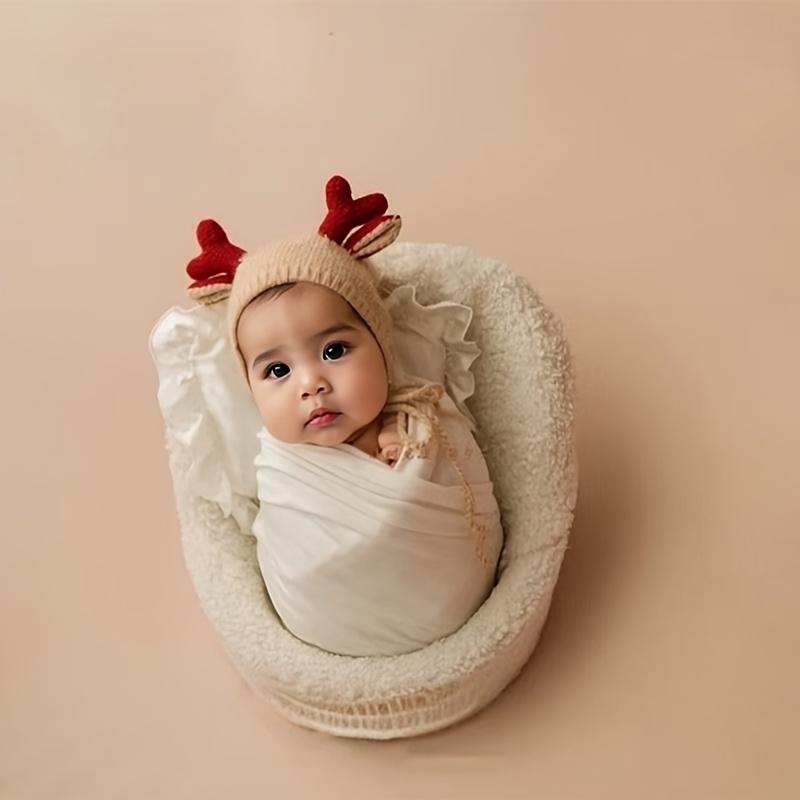 Holiday Gift Studio Photography Prop Sofa - Polyester Fiber, Cozy Pose for Youngsters Ideal for Photo Shoots and Video Recording