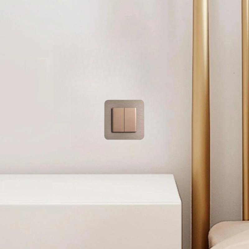 4PCS Simple Anti-Dirty Buckle Type Non-Adhesive Dustproof Switch Protective Cover Outlet Wall Sticker for Home Living Room Decor