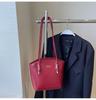 Premium Textured Small Bag Women's New Summer Commuter Versatile Shoulder Bag Fashionable Portable Bucket Bag