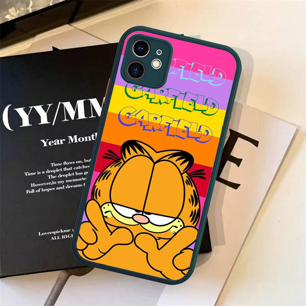 Classic Comic Strip G-Garfield For iPhone 16 15 14 13 12 11 Pro Max X XS MAX Plus Translucent Black Phone Cover